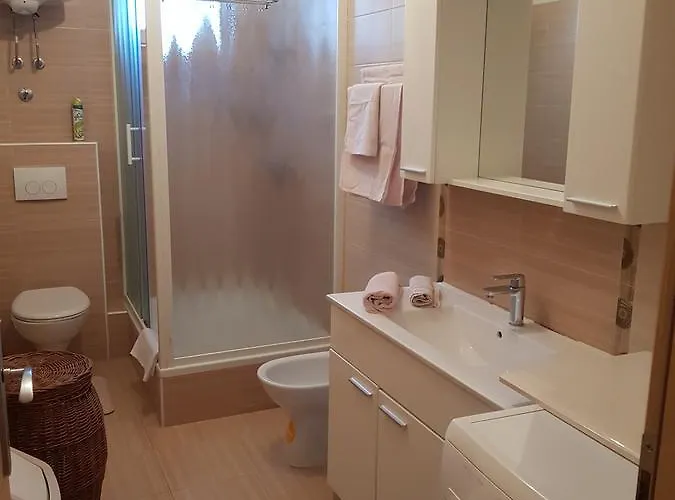 شقة Kurilj
