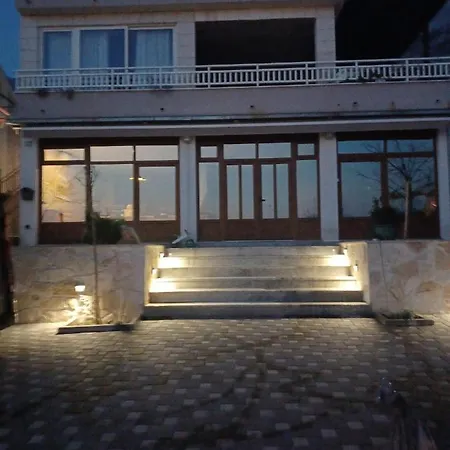 Apartamento Kurilj *