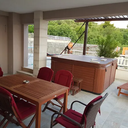 Apartamento Kurilj *