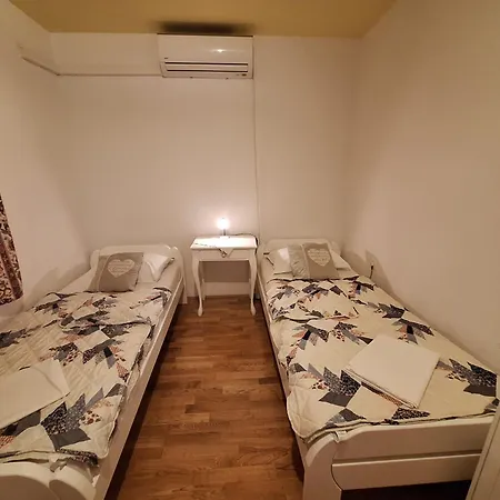 Appartement Kurilj *