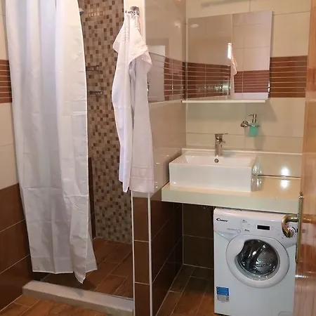 Kurilj 아파트 마카르스카