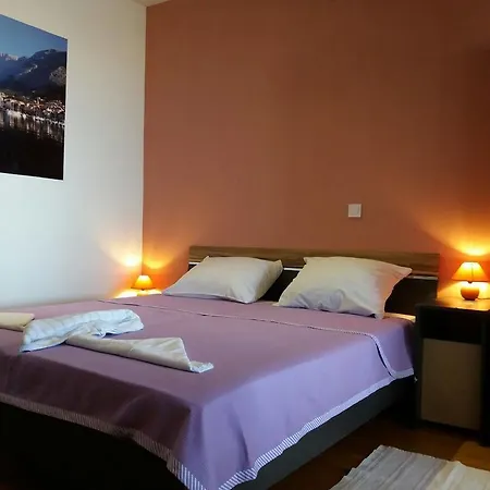 Appartement Kurilj Makarska